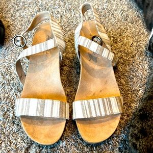 Abella size 10. White, tan, and cream wedge sandals.